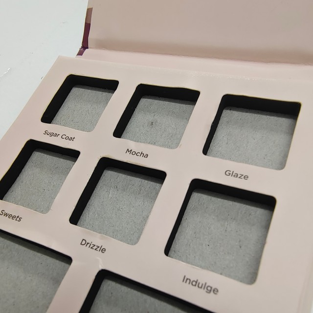 Custom made gift box supplier cosmetic packaging box Eye shadow packaging custom logo paper box