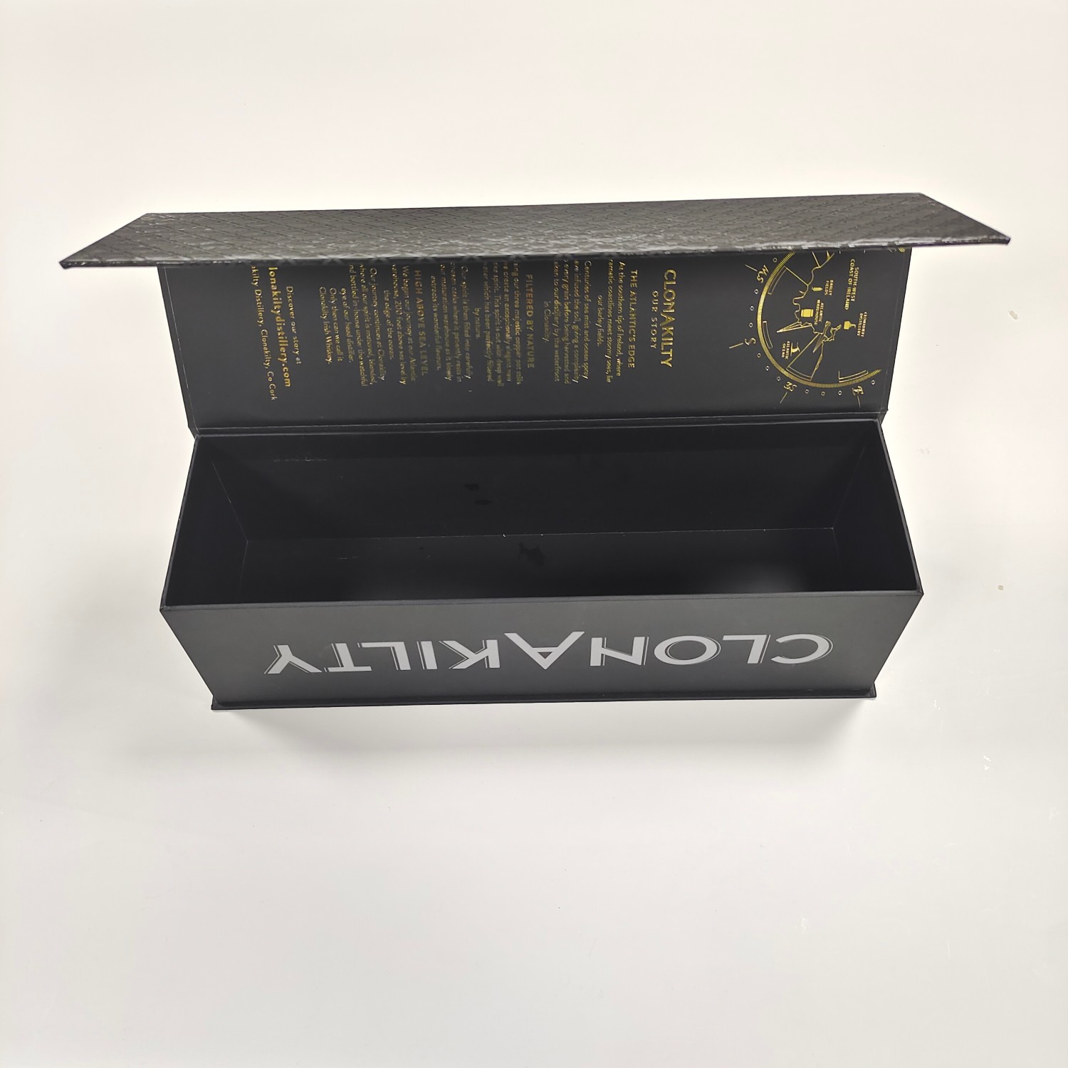 Wholesale packaging factory wine gift box paper cardboard magnetic packaging box whiskey wine paper box with custom logo