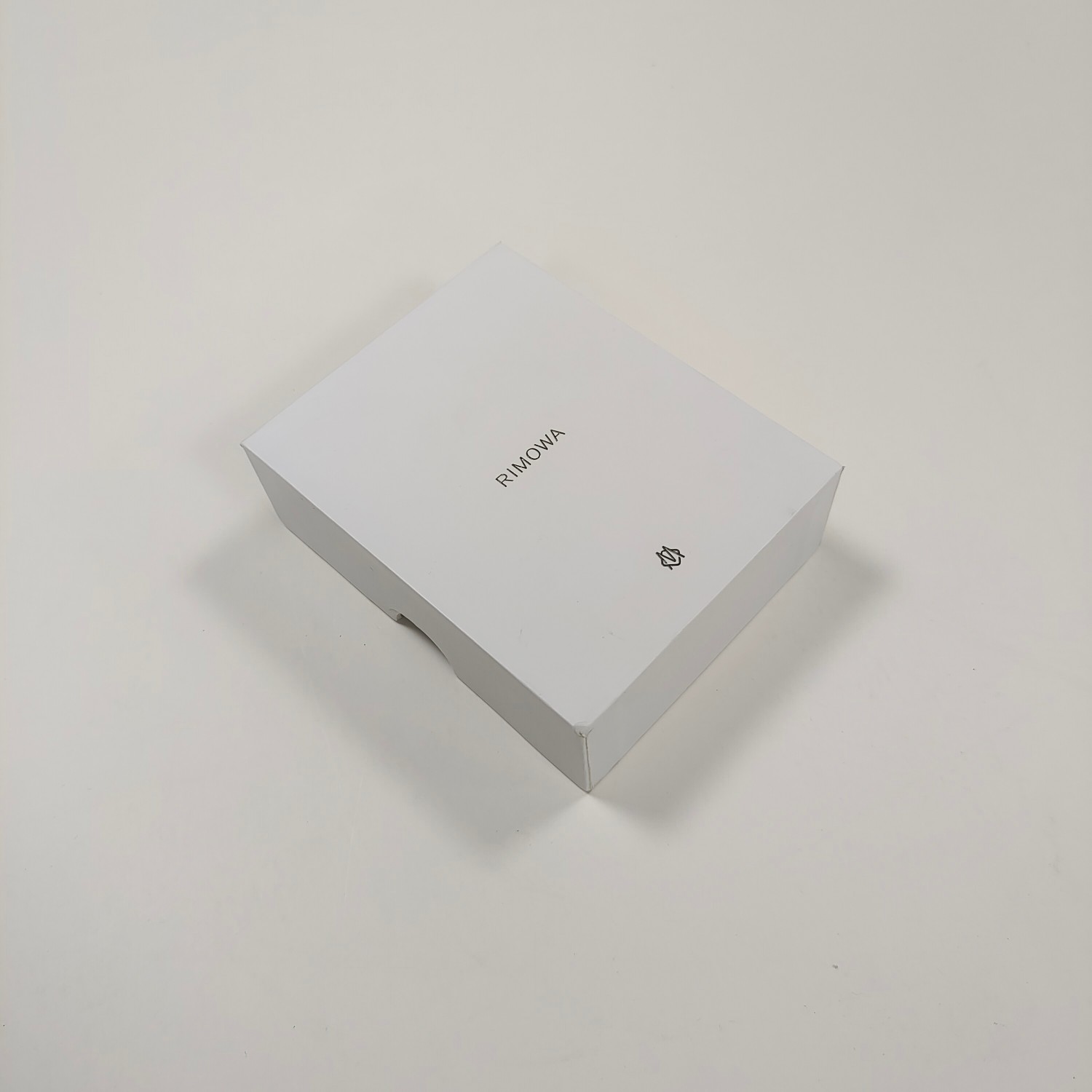 wholesale white gift box matte customized printing paper box small item jewelry packaging gift box with logo