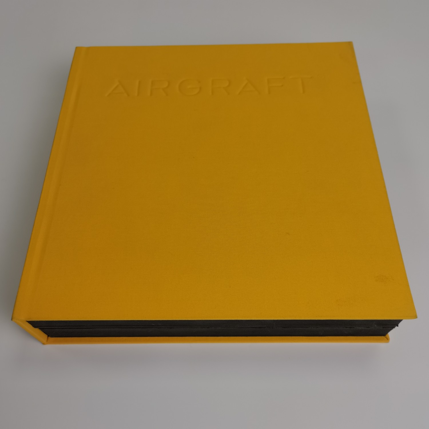 New design yellow gift box embossing logo paper packaging wholesale paper box with custom logo