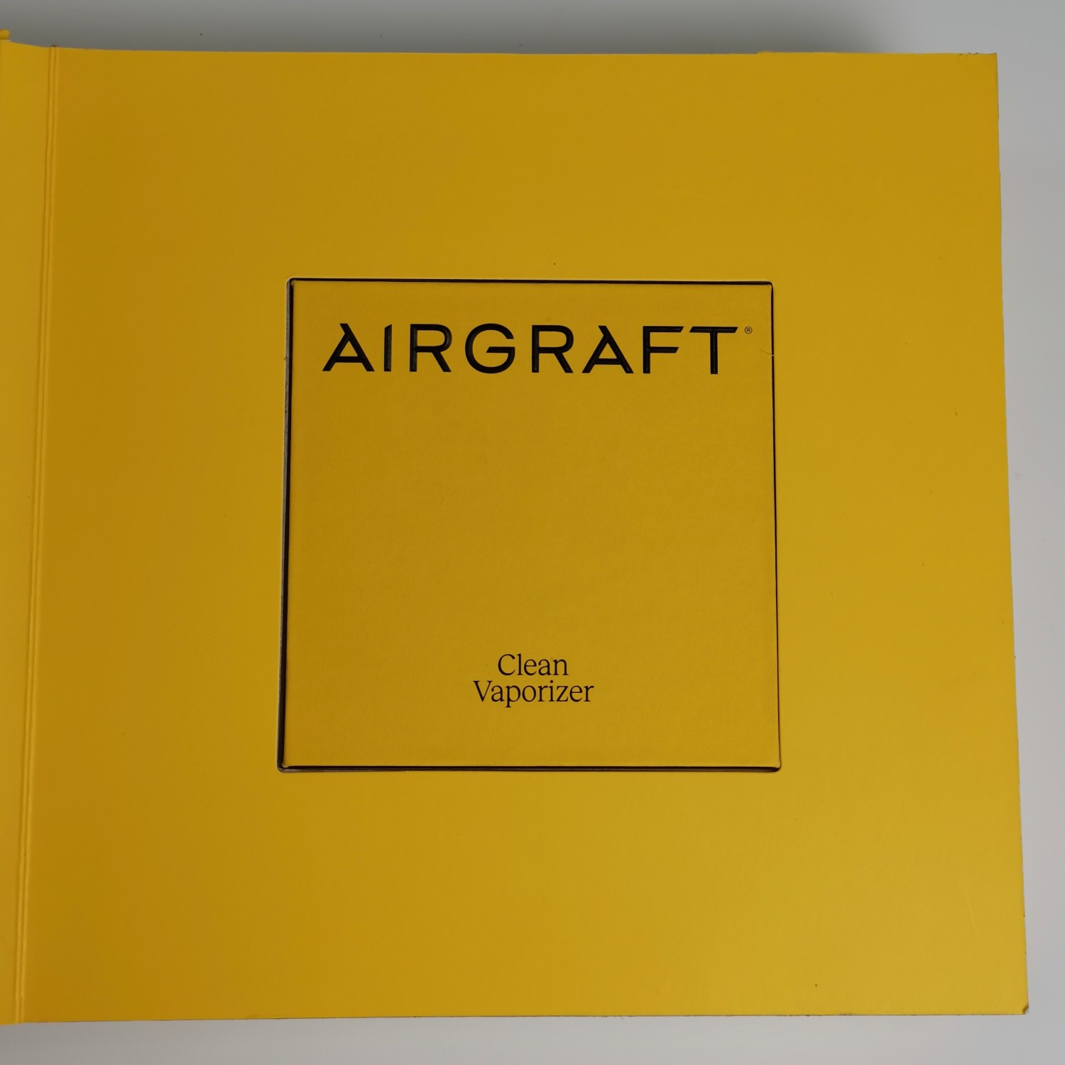 New design yellow gift box embossing logo paper packaging wholesale paper box with custom logo