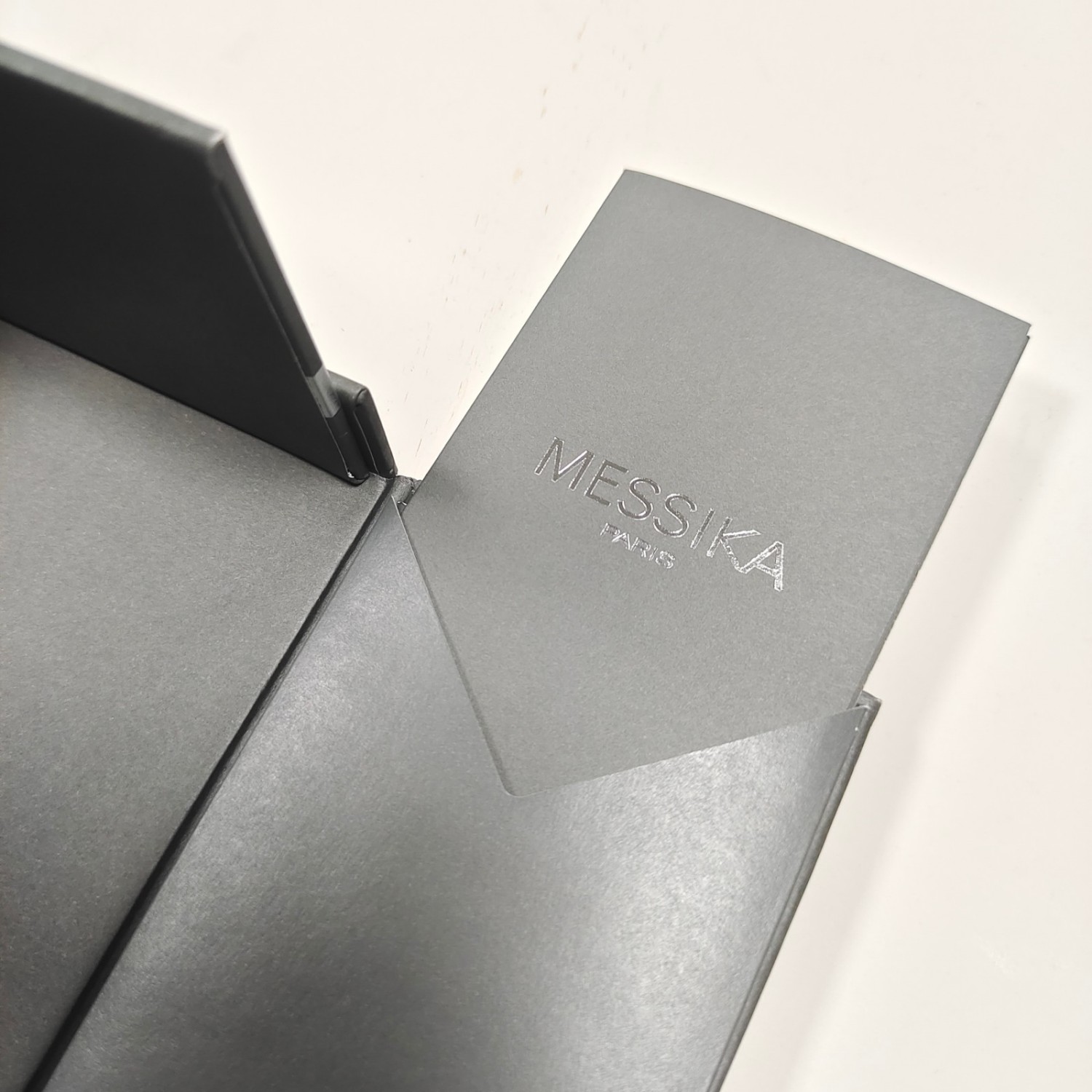 Custom logo packaging paper box black lid and base box jewerly packing gift box with silver hot stamping logo