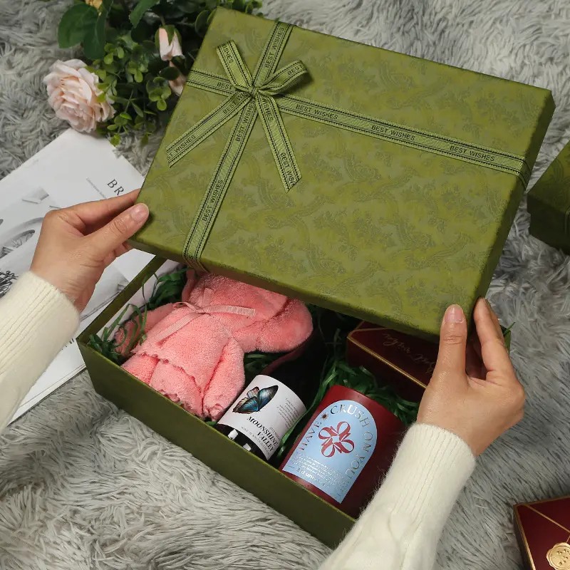 Hot sales gift boxes cardboard rigid paper luxury lid and base paper boxes custom logo cosmetic packaging boxes