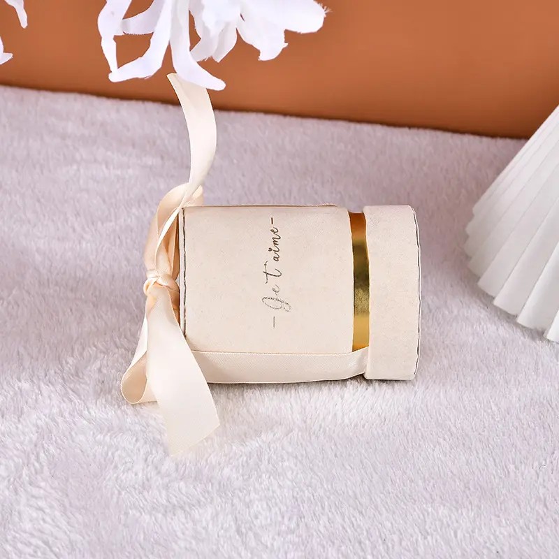 High-end Wedding candy box custom logo holiday rigid gift boxes round paper boxes with handle