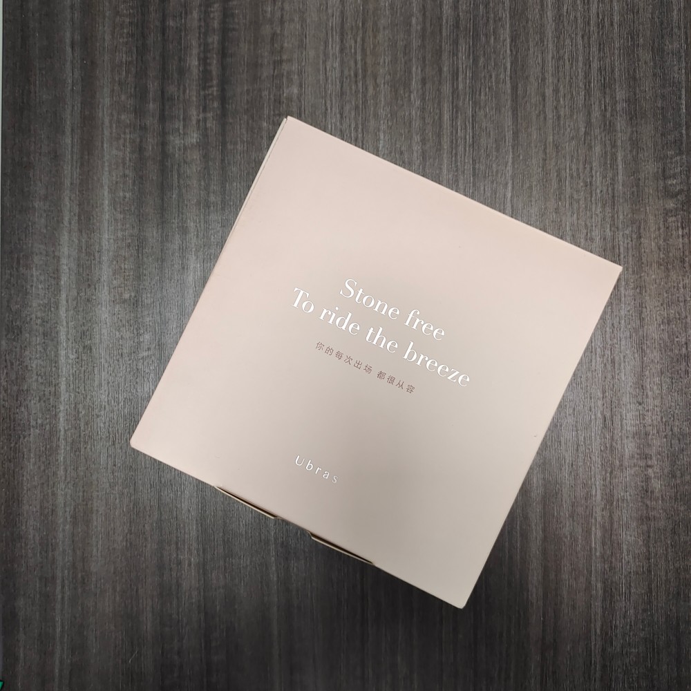 Packaging Factory White Card Paper Box Wholesale Price Logo Printed Underwear Gift Box for Clothing Packaging