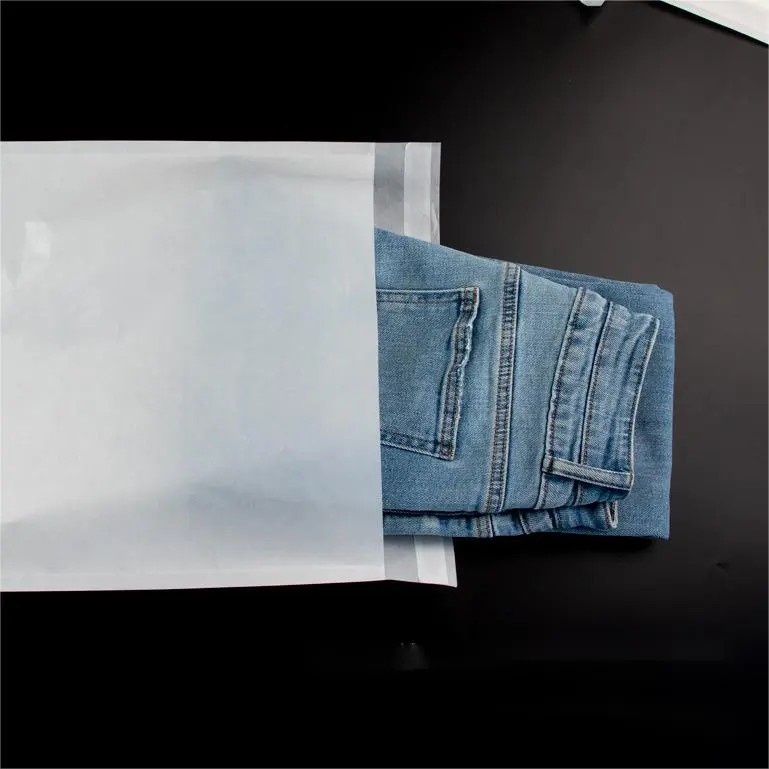 Glassine paper bag to pack jeans