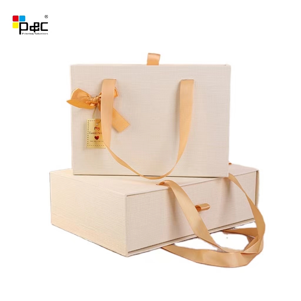 Luxurious Custom logo Paper gift boxes Gift Packaging cardboard box clothing drawer box with handle